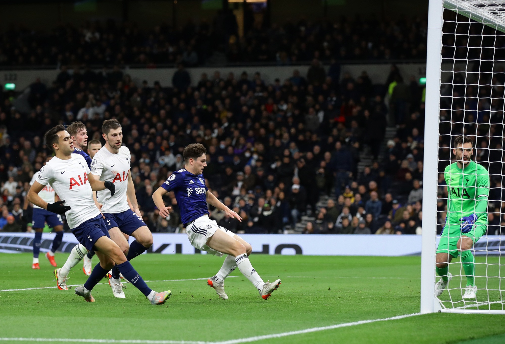 Tottenham nhập cuộc chơi với quyết tâm chiến thắng